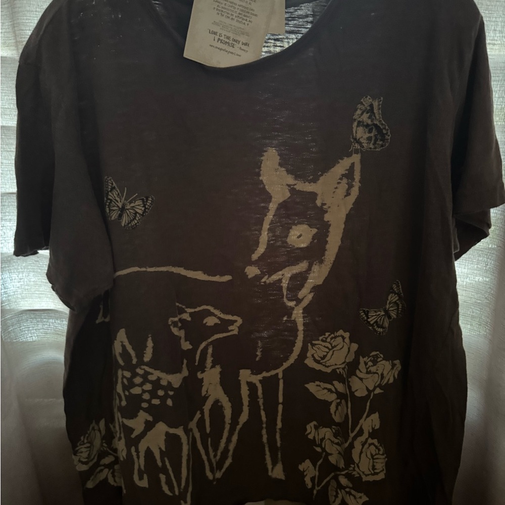 Magnolia Pearl Brown Graphic Tee